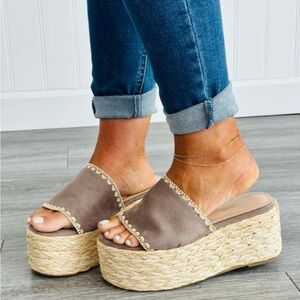 Women's Tan Platform Espadrille Sandals